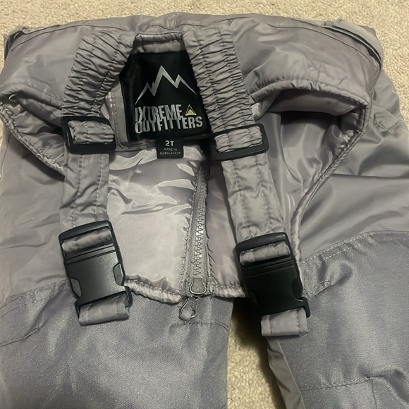 2t snow bibs - Picture 3 of 3